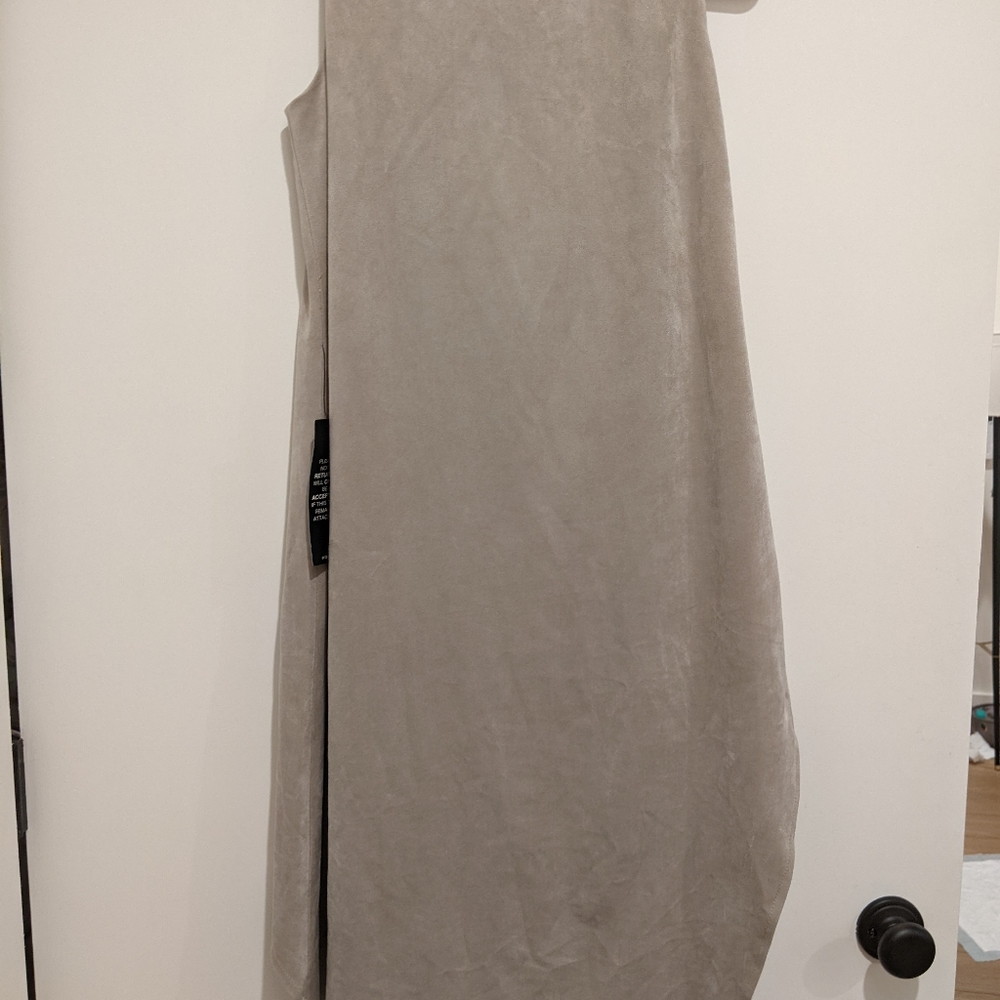 NWT BCBG MAXAZRIA Trar Light Sand Medium - Picture 6 of 10